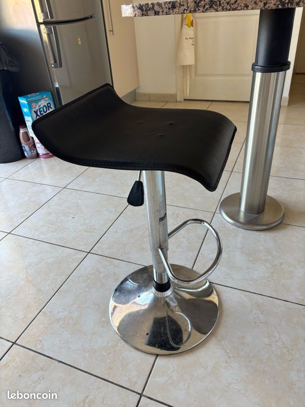 Tabourets de bar x4 (image 1)