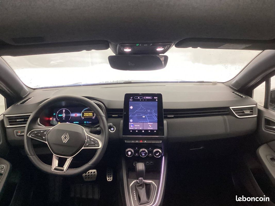 RENAULT Clio E-Tech full hybrid 145 ch GSR2 Esprit Alpine (image 14)