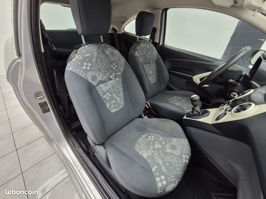 FORD KA 1.2 i 70 cv Trend (image 11)