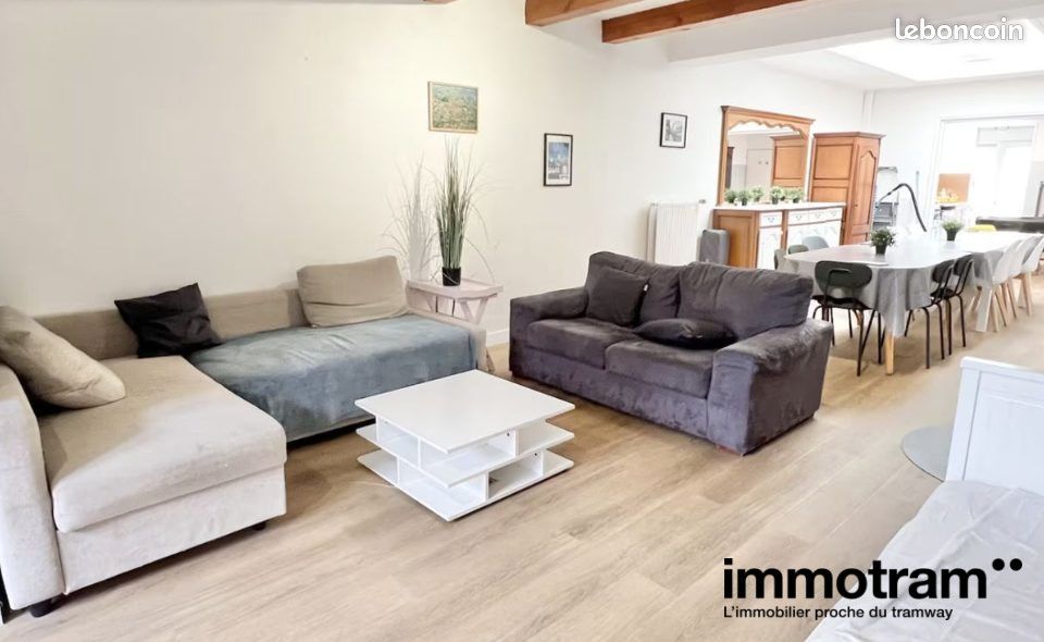 Maison 6 pièces 139 m² · à Croix · 139 m² · 376 000 €