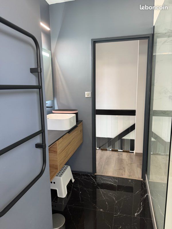 Appartement 3 pièces 73 m² · à Montluçon · 73 m² · 65 000 €