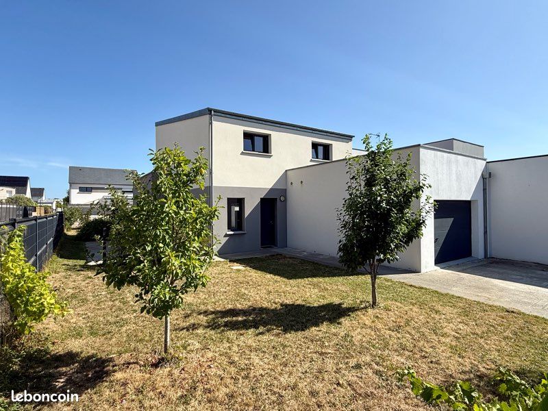Maison 6 pièces 127 m² · à La Mézière · 127 m² · 375 000 €