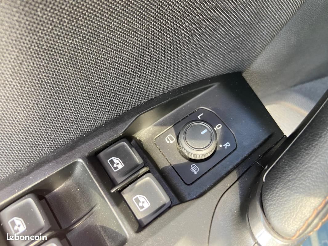 Cupra Leon 1.5 eTSI Hybrid 150 ch DSG7 V (image 18)