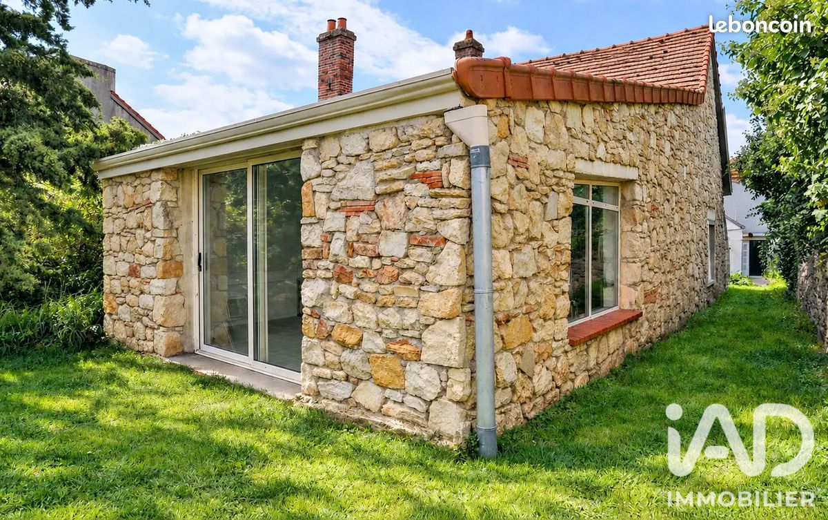Maison 7 pièces 173 m² · à Saint-Nom-la-Bretèche · 173 m² · 598 000 €