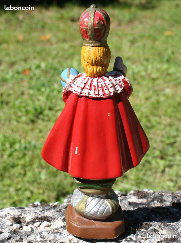 Statuette religieuse en plâtre (image 2)