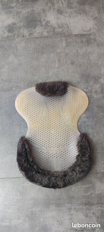 Achat PEAU DE MOUTON occasion - Grigny