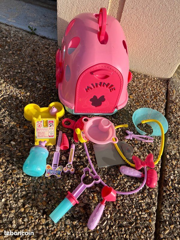Set Vétérinaire de Minnie (image 2)