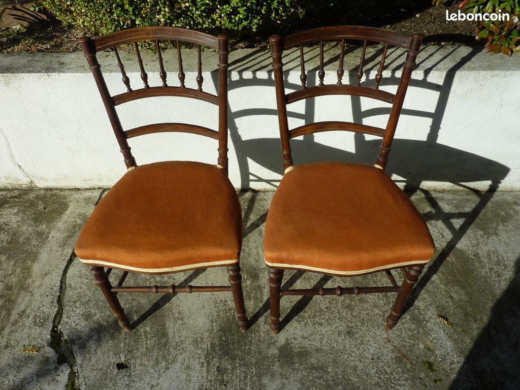 Chaises anciennes (image 1)