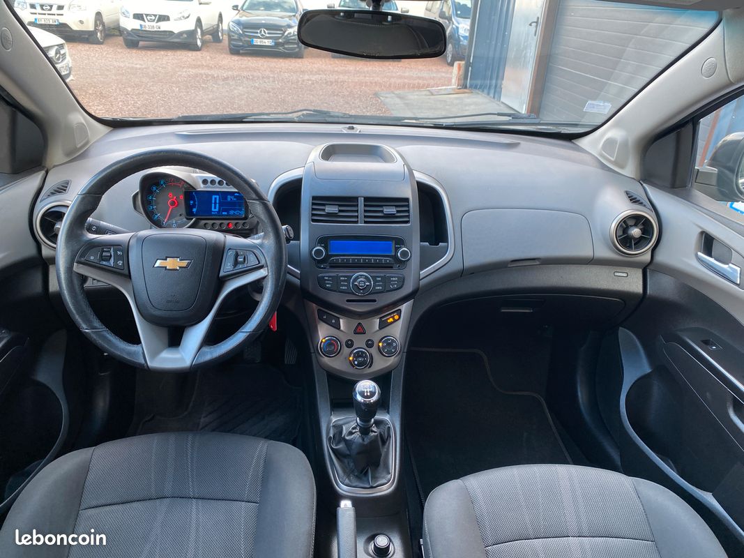Chevrolet aveo 1.4 100ch ltz 5p garantie 3 mois (image 3)