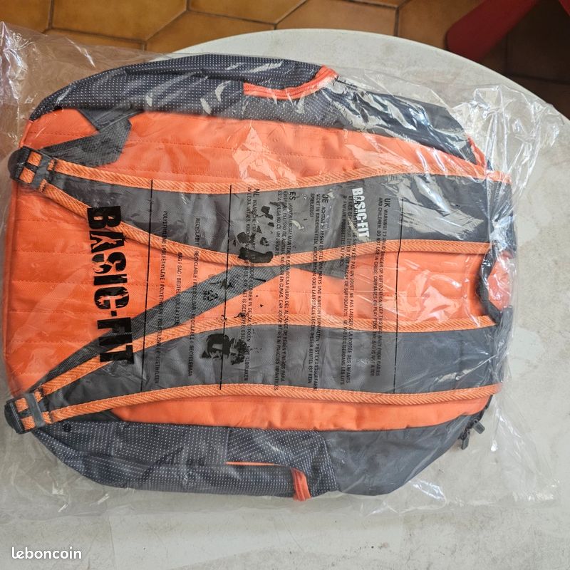 Sac a dos neuf basic fit (image 2)