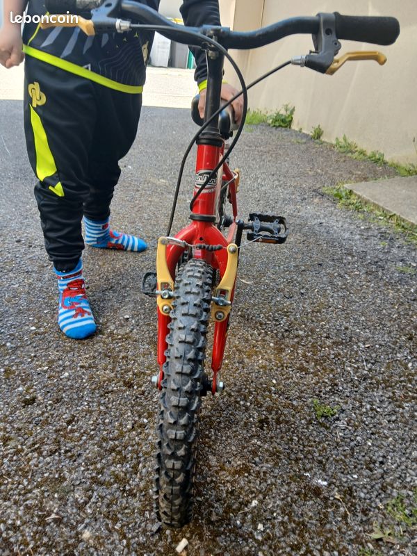 Vélo enfant (image 1)