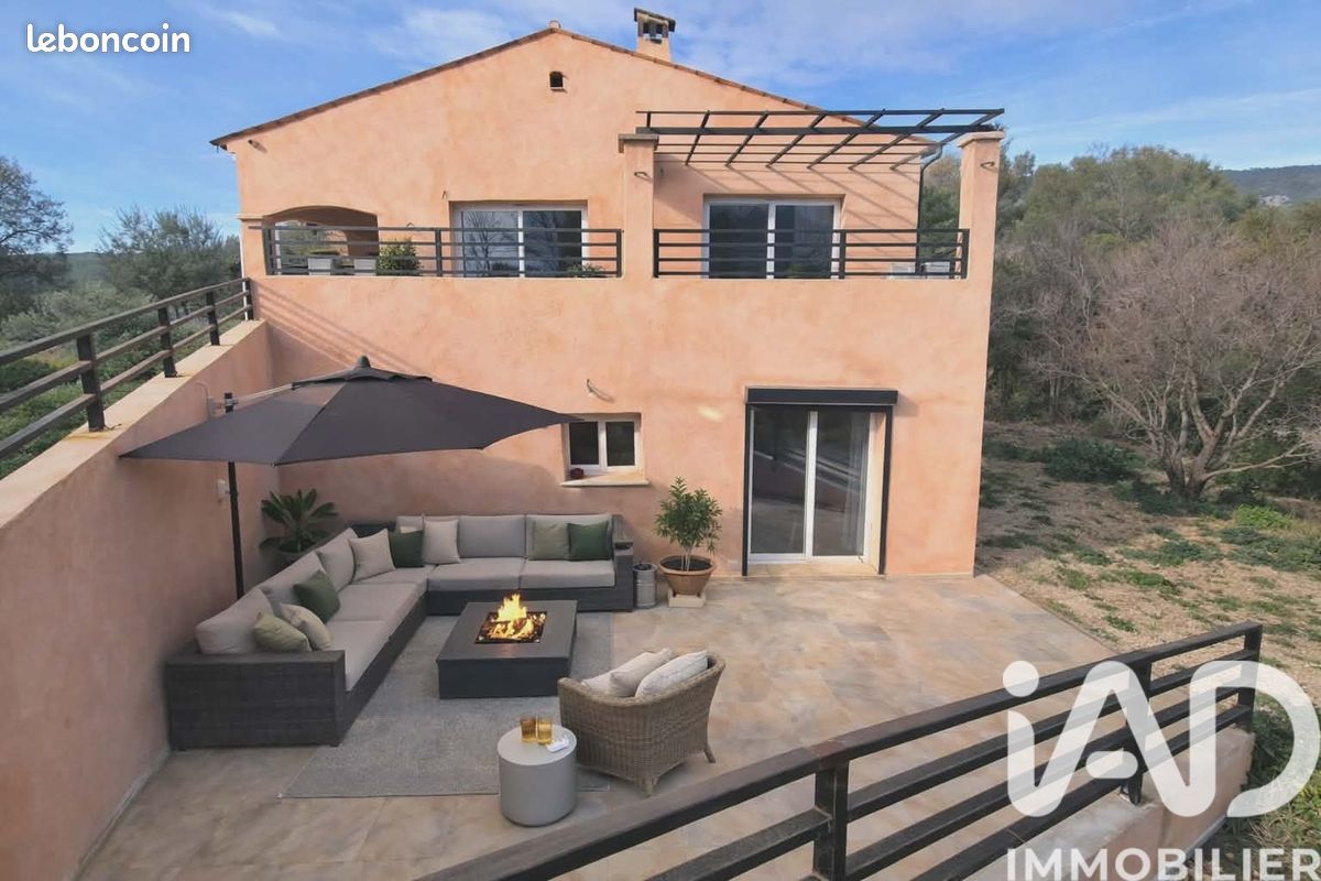 Maison 5 pièces 156 m² · à Seillans · 156 m² · 499 000 €