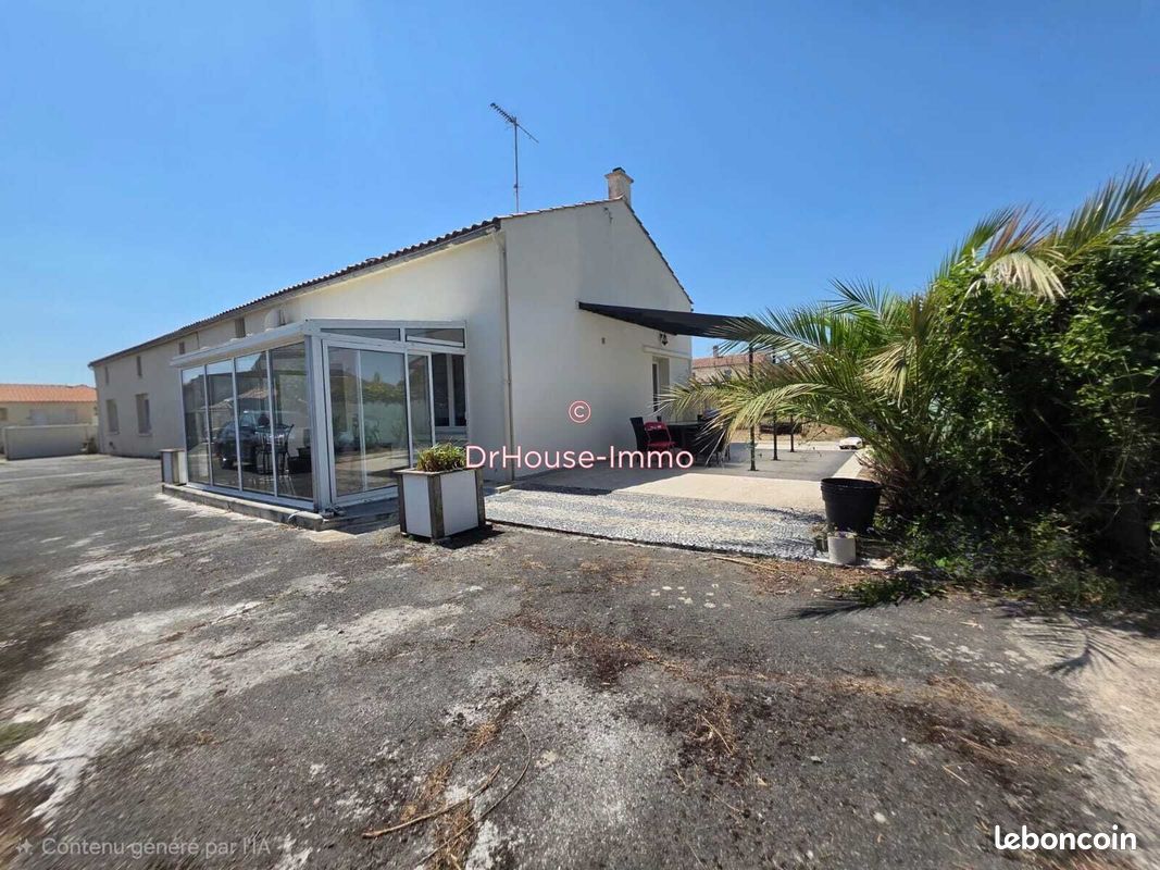 Maison 6 pièces 168 m² · à Mouzeuil-Saint-Martin · 168 m² · 220 000 €