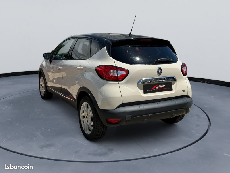 Renault CAPTUR 0.9 TCE 90CH STOP&START ENERGY LIFE ECO² (image 10)