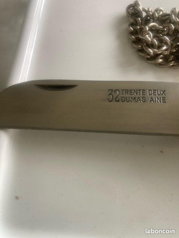Le 32 Dumas Ainé, un couteau de poche bien Thiernois