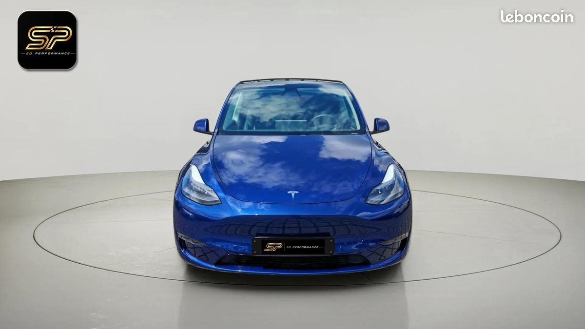 TESLA MODEL Y Performance * Dual Motor AWD * 534 ch * 75 kWh * Toit Pano (image 8)