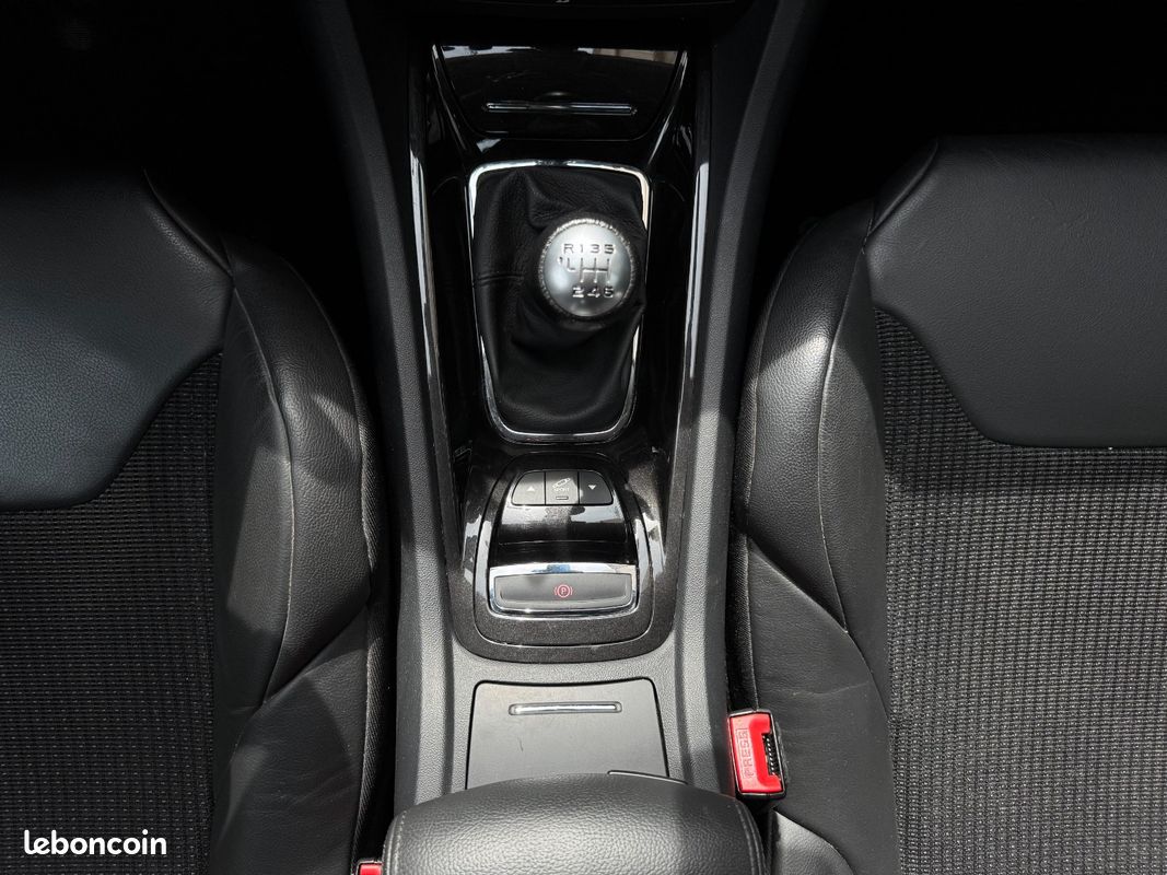 CITROEN C5 HDi 160ch Exclusive+ - Suivi d'Entretien Complet (image 23)
