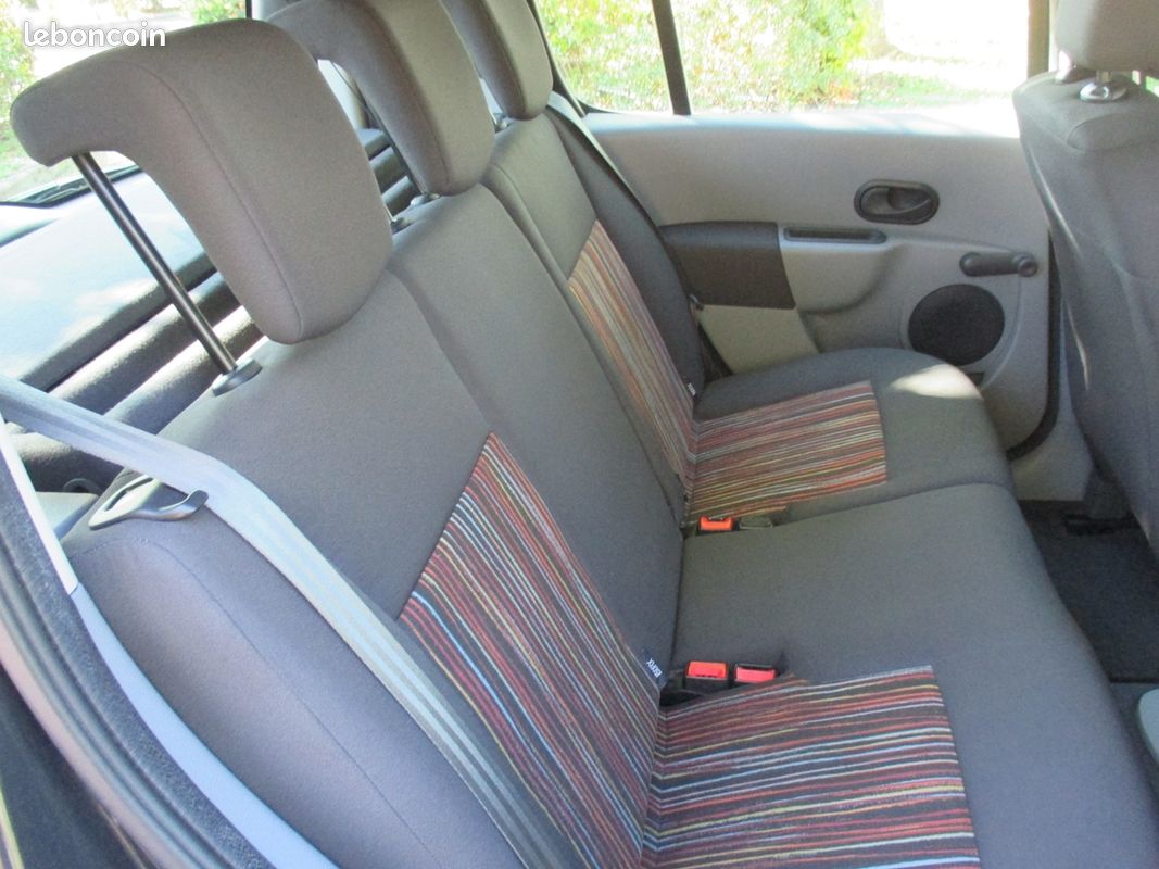 Renault MODUS 1.5 DCI 65CH EXPRESSION (image 12)