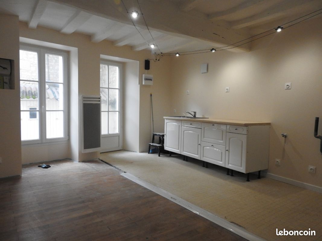 Maison 2 pièces 100 m² · à Loudun · 100 m² · 150 000 €