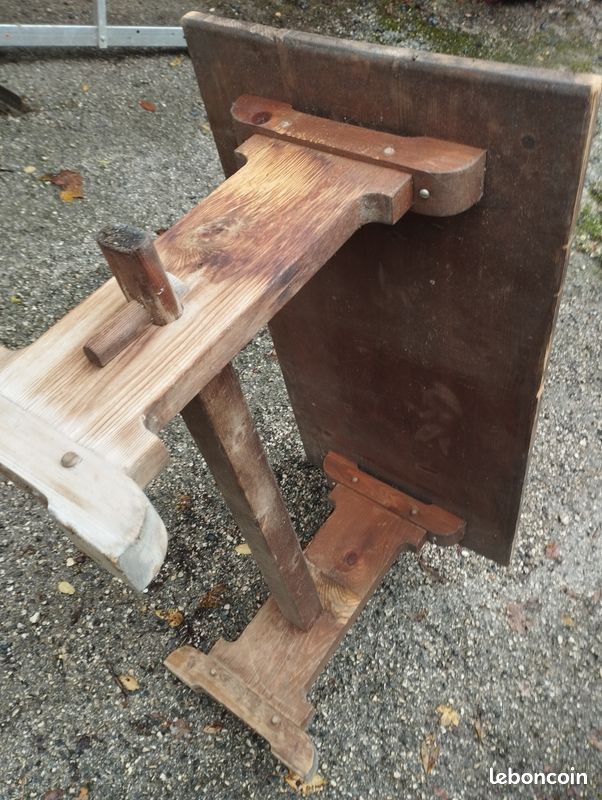 Petite table d'extérieur h 55 x 100 x 50 (image 8)