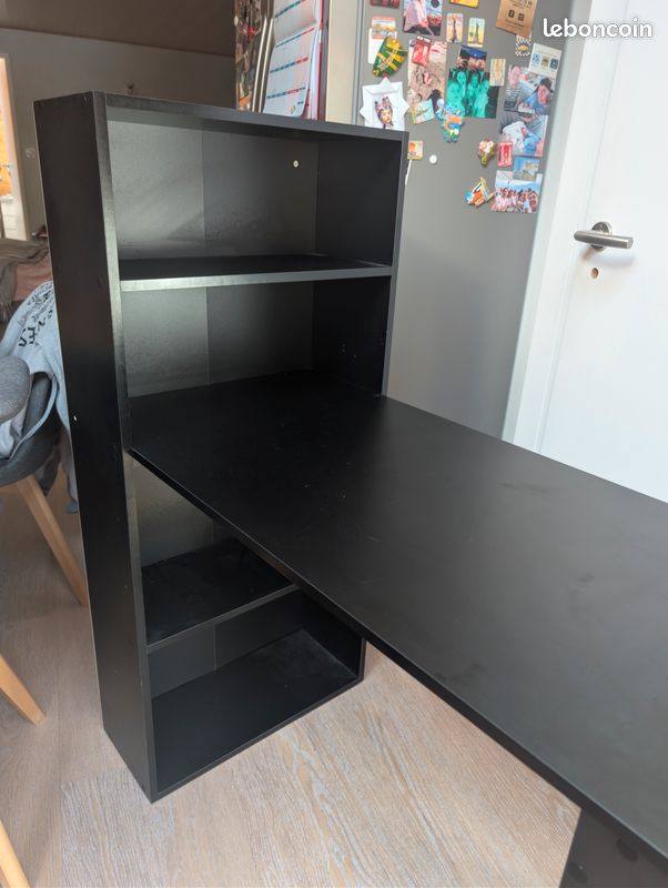 Bureau ados (image 1)