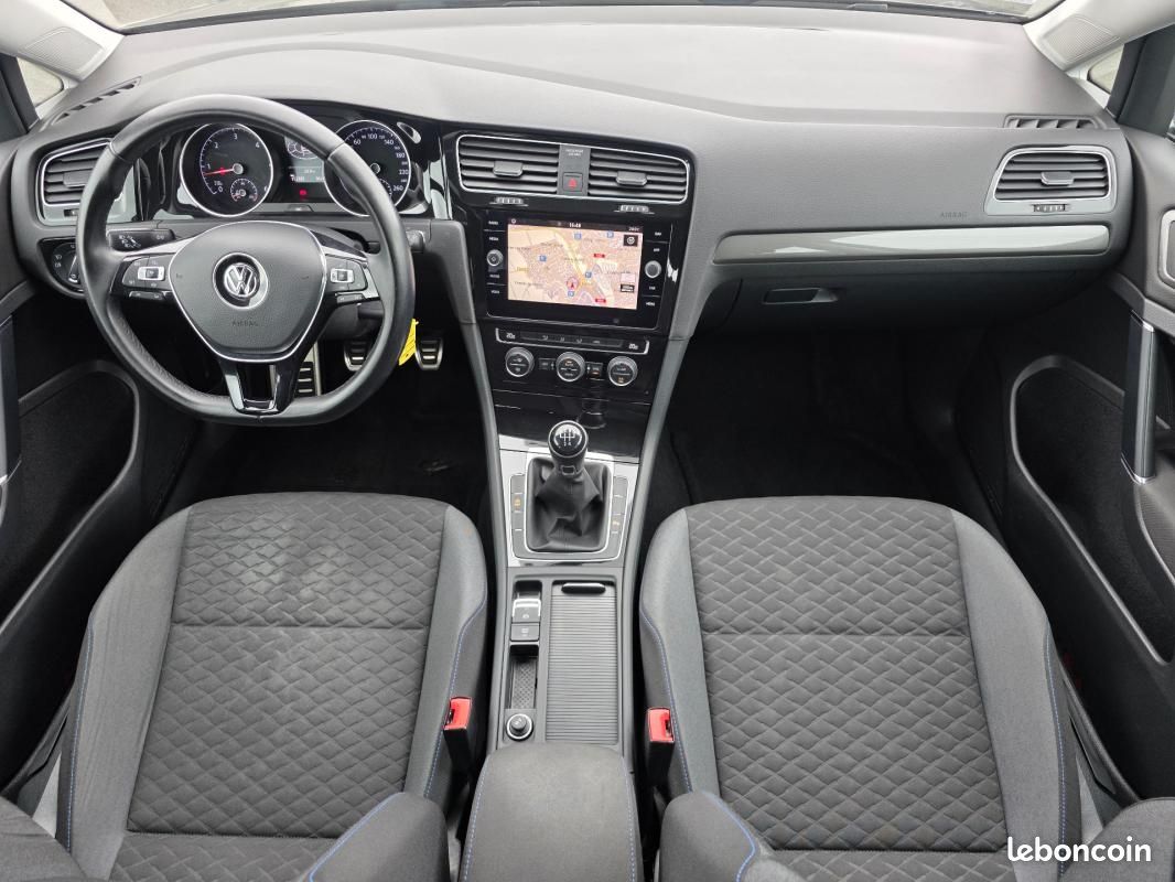Volkswagen Golf 1.6 TDI 115 FAP BVM5 Connect (image 22)