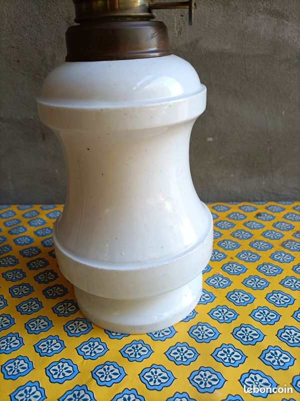 Lampe à pétrole ancienne (image 3)