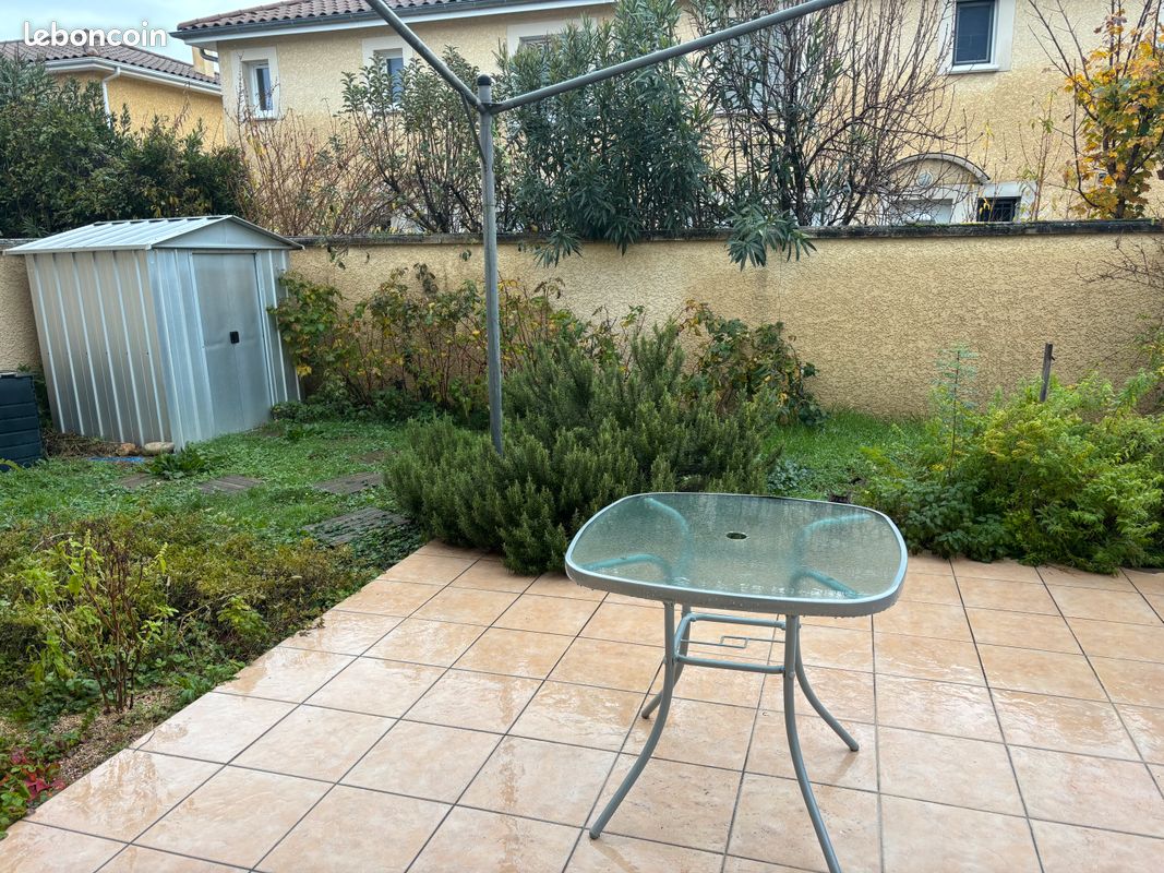 Maison a louer meyzieu - 4 pièce(s) - 85 m2 - Surfyn