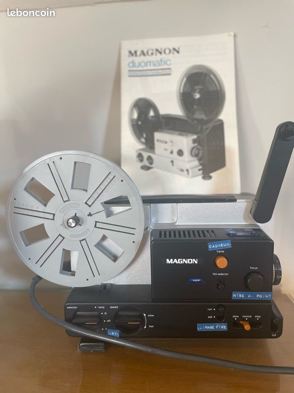 PROJECTEUR DE DIAPOSITIVES Revue 2200 EUR 69,00