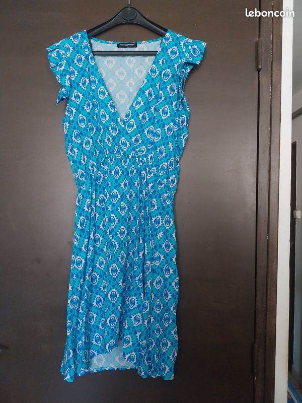 Robe (image 1)