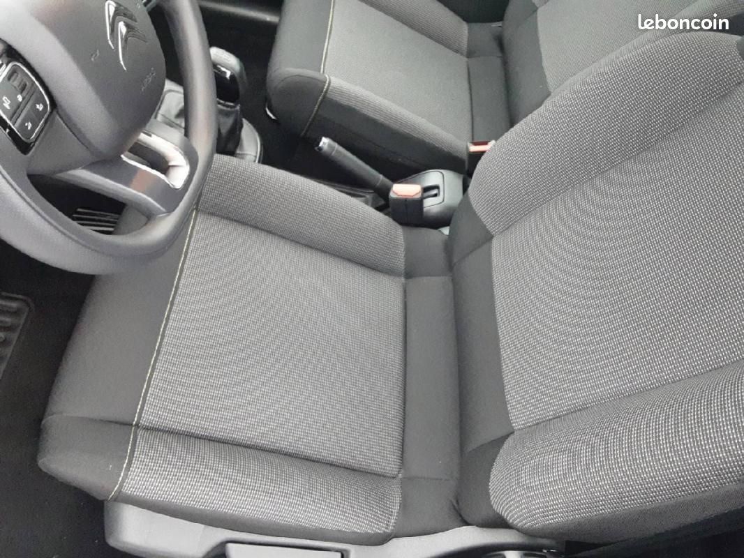 Citroën C3 PureTech 83 ch BVM5 - Plus (image 11)