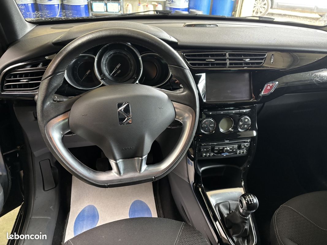 Citroen DS3 1.6 E-HDI90 (92) AIRDREAM SO CHIC 5CV (image 8)