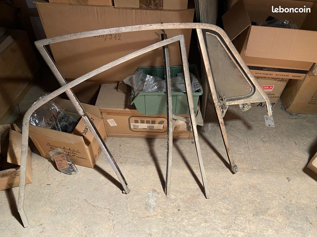 Cadres de vitres Porsche 911 (image 2)