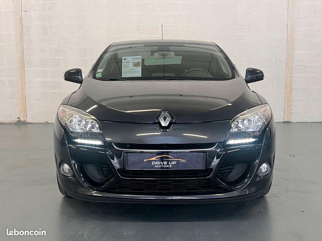 Renault Mégane III Coupé 1.2 TCe 115 Dynamique • GPS • Entretien suivi • Garantie (image 2)