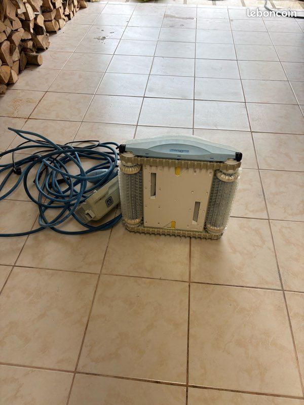 Robot piscine pour pièces (image 2)