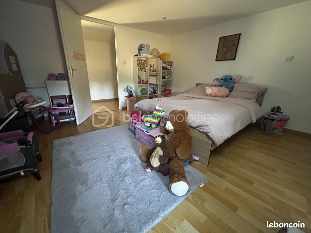 Ferme 5 pièces 150 m² - Chenon 16460 (image principale 6)