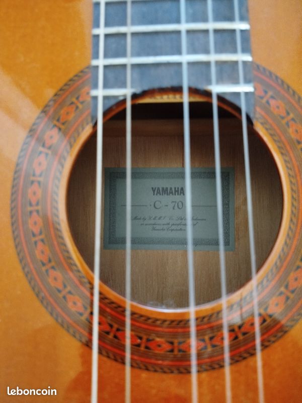 Guitare Yamaha C-70 (image 4)