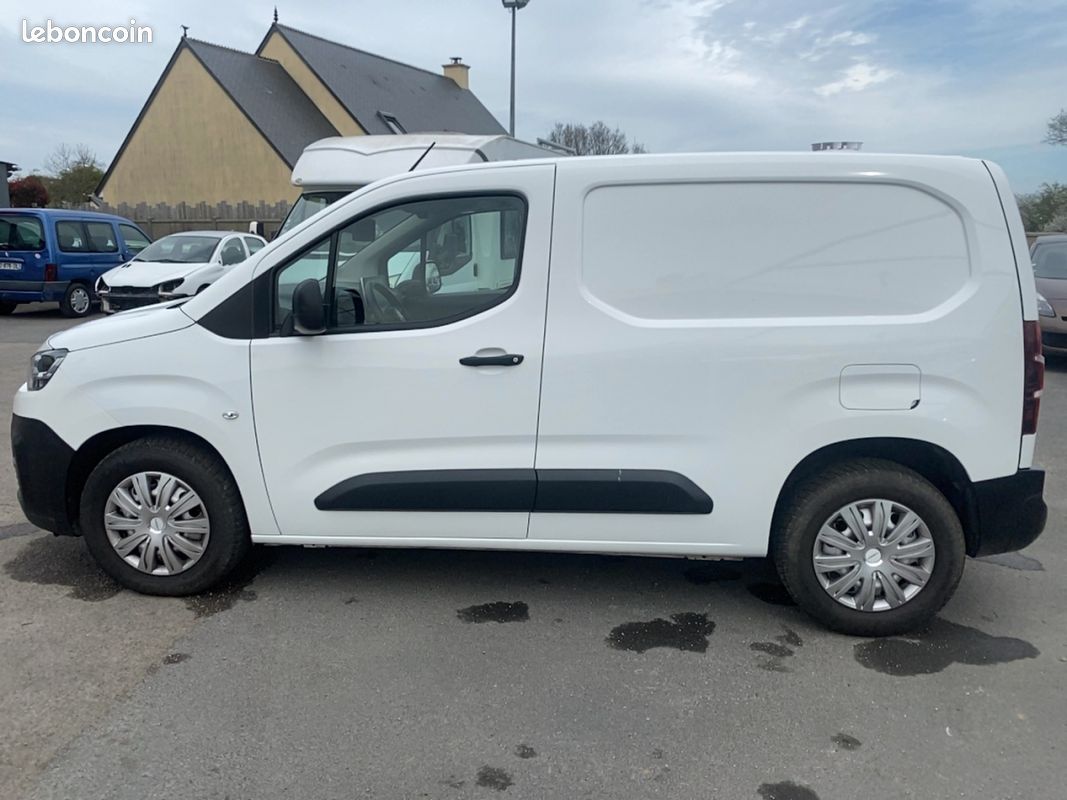 Citroën Berlingo Van (3) M 1000kg BlueHDi 130 EAT8 Worker (image 8)