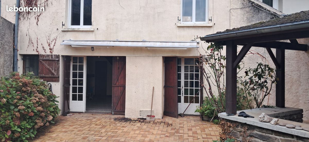 Maison 6 pièces 140 m² · à Bogny-sur-Meuse · 140 m² · 98 000 €