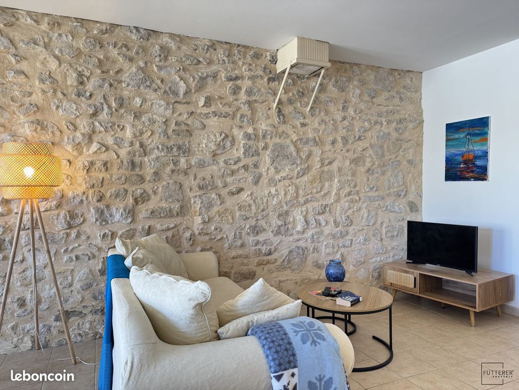 Maison 3 pièces 95 m² · à Peyriac-de-Mer · 95 m² · 810 €/mois