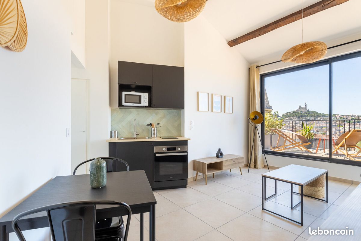 Appartement 2 pièces 27 m² · à Marseille 1er Arrondissement · 27 m² · 1 100 €/mois