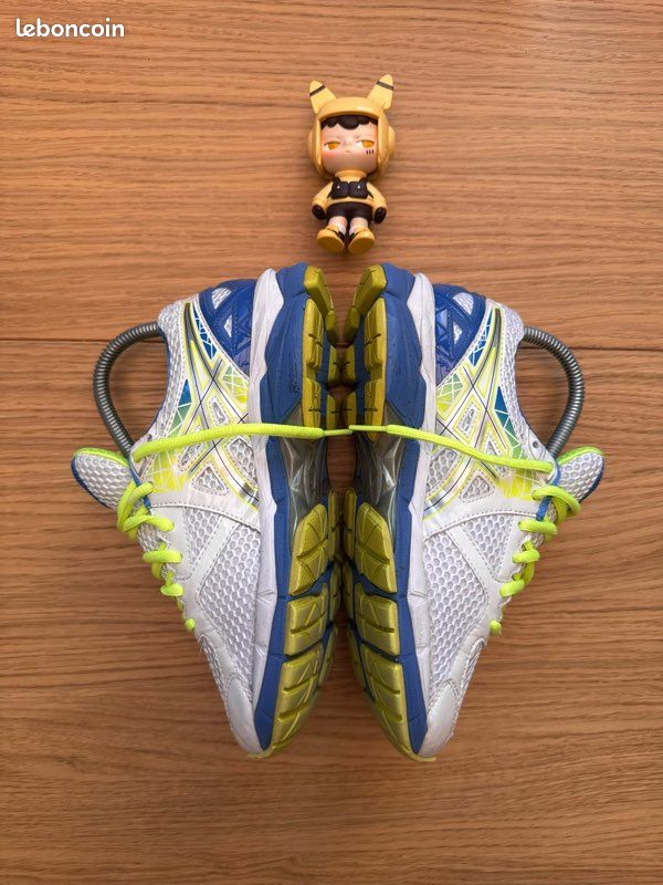 Asics GT-2000 Blanc Bleu Jaune Fluo - Chaussures Running Femme T36 EU / US 5.5 (image 11)