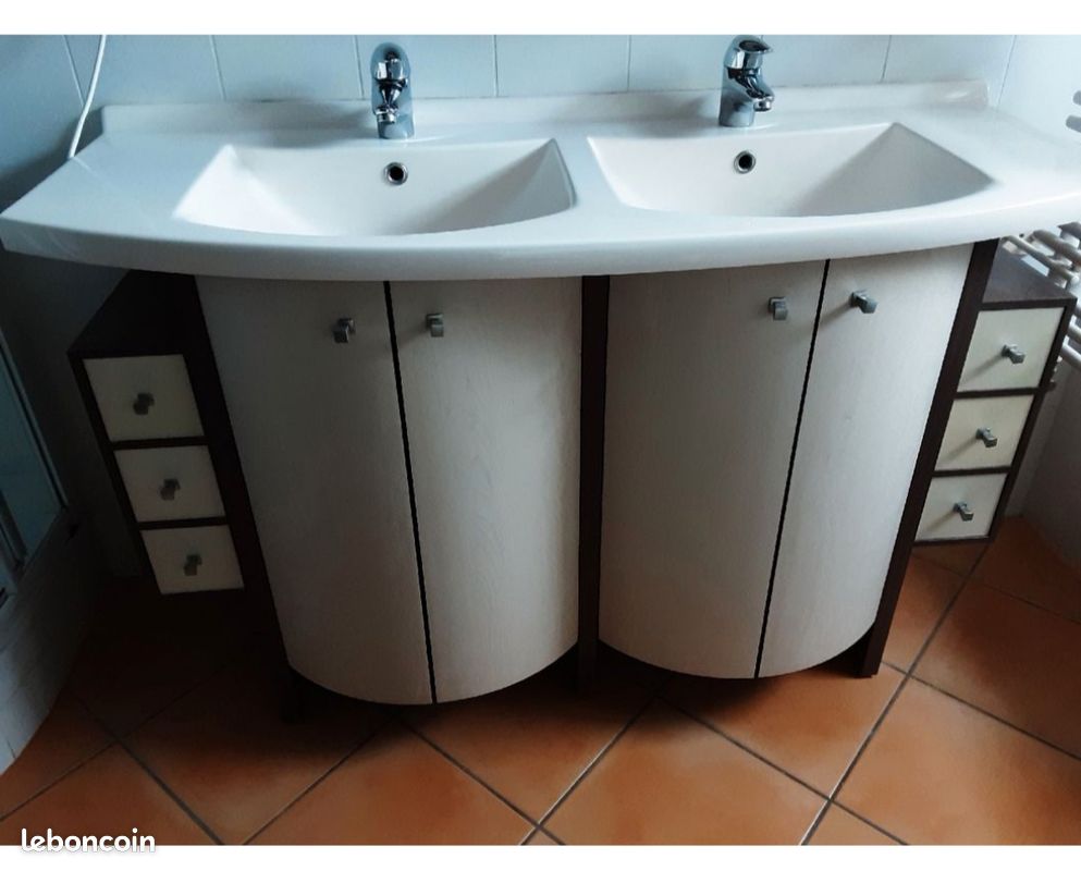 Mobilier de salle de bains (image 2)