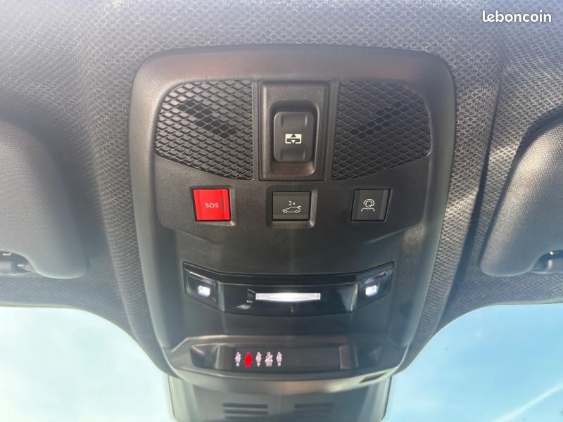 Jeep Avenger 1.2 Turbo T3 145ch MHEV The North Face BVR6 4xe (image 18)