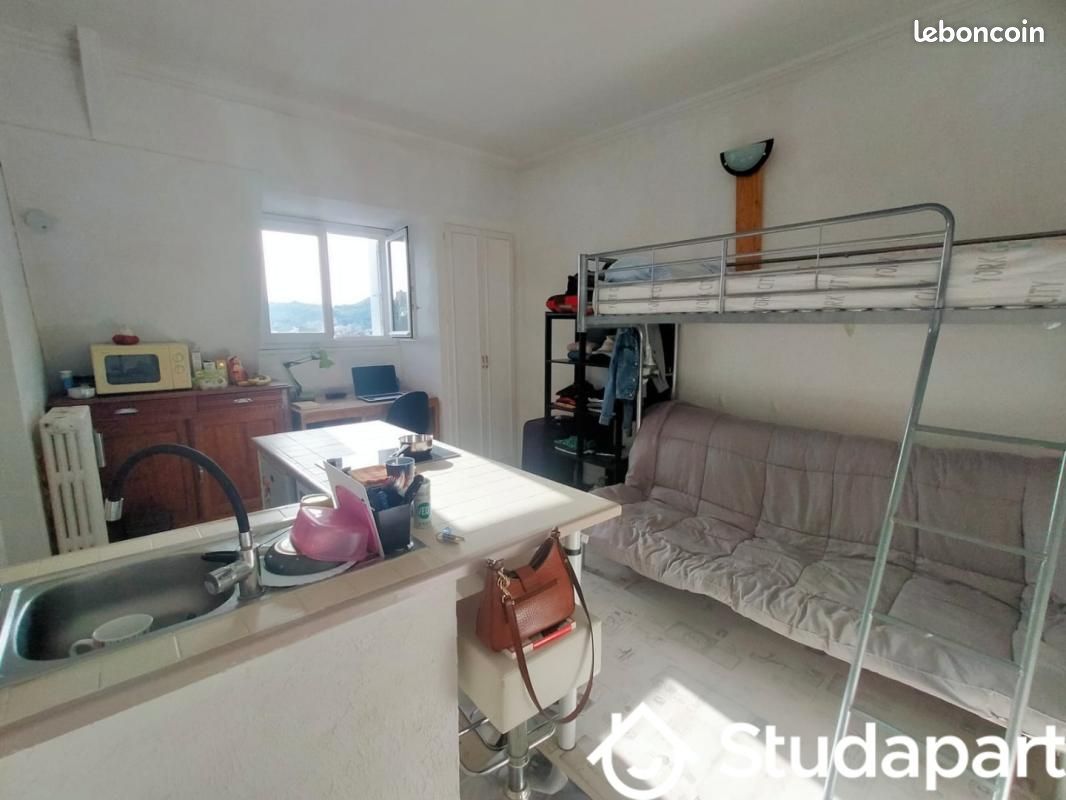 Appartement 1 pièce 20 m² · à Saint-Étienne · 20 m² · 420 €/mois
