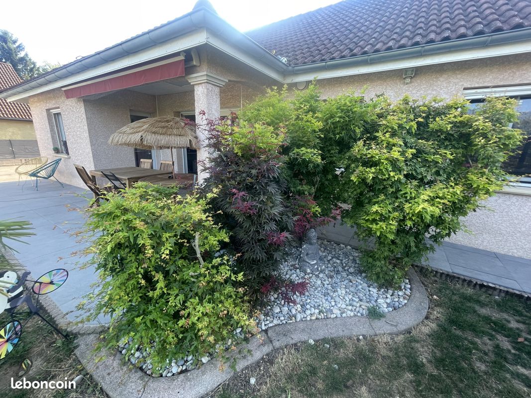 Maison 5 pièces 101 m² · à Saint-André-le-Gaz · 101 m² · 322 000 €