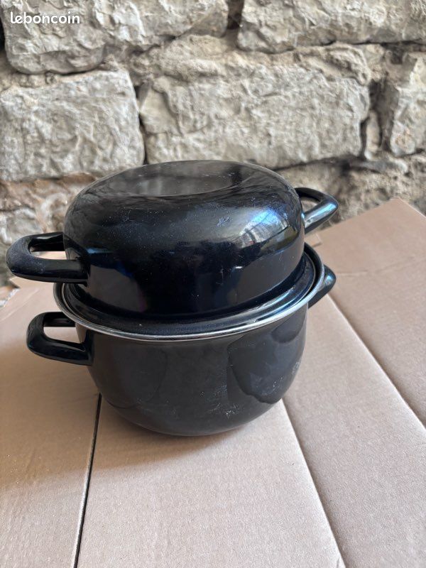 Cocotte à moules (image 1)