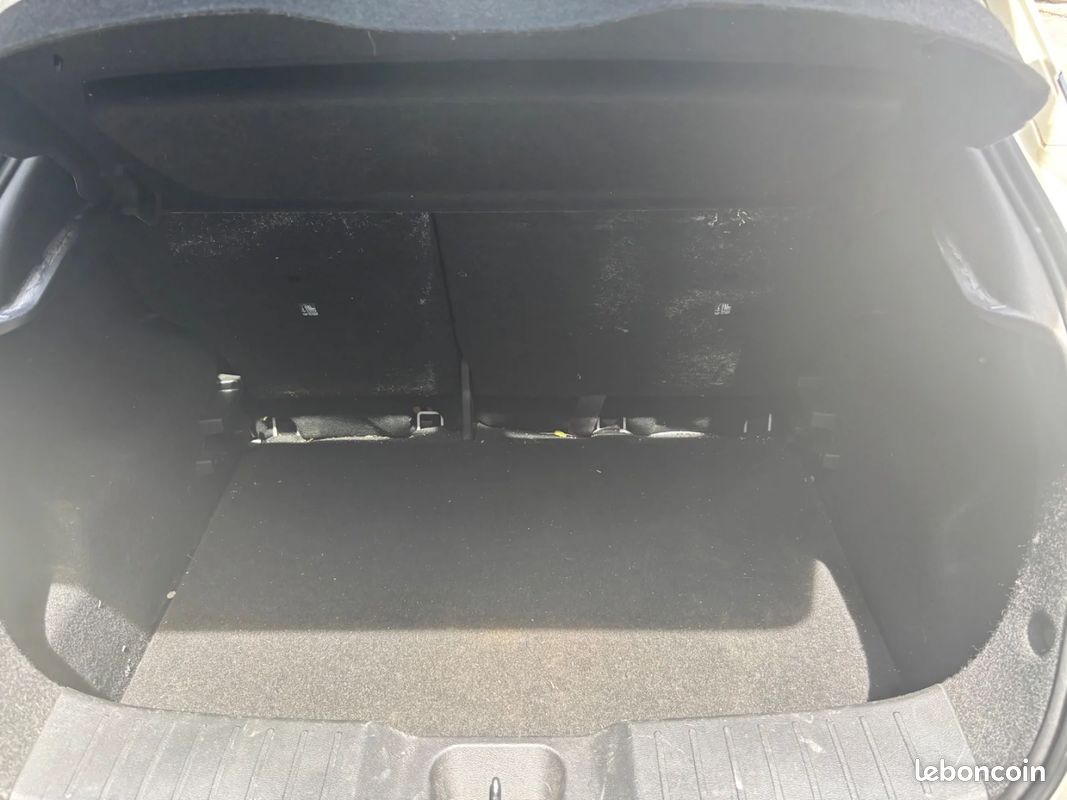 NISSAN JUKE DIG-T 117 N-Connecta (image 38)