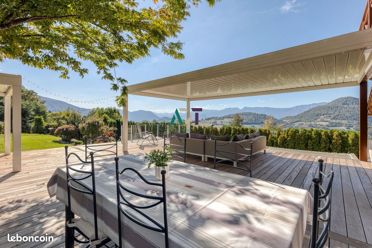 Maison 10 pièces 310 m² · à Saint-Martin-d'Uriage · 310 m² · 1 130 000 €