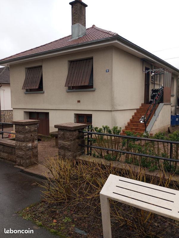 Maison 4 pièces 100 m² · à Saint-Sauveur · 100 m² · 750 €/mois